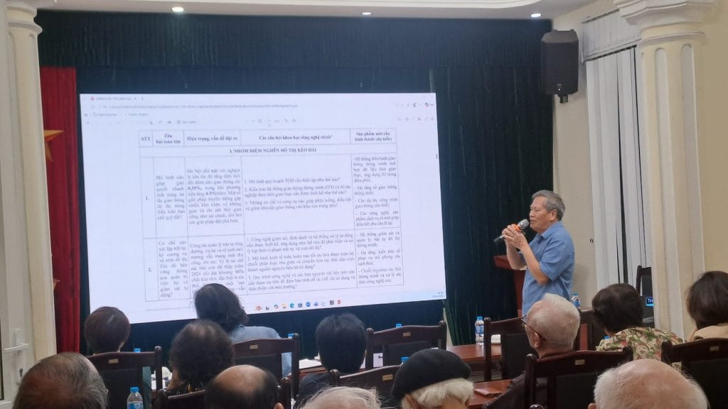 Trình bày nội dung triển khai nhiệm vụ khoa học và công nghệ tại Hội nghị Ban Chấp hành Liên hiệp các Hội Khoa học và Kỹ thuật Hà Nội Quý I năm 2026
